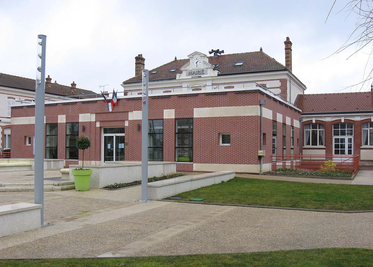 Varennes-sur-Seine (77130), Seine-et-Marne — la boucherie Le Bœuf Tricolore de Varennes-sur-Seine